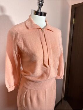 Vintage 1950’s lambs wool angora Fuzzy bomb shell sweater pencil skirt set XS